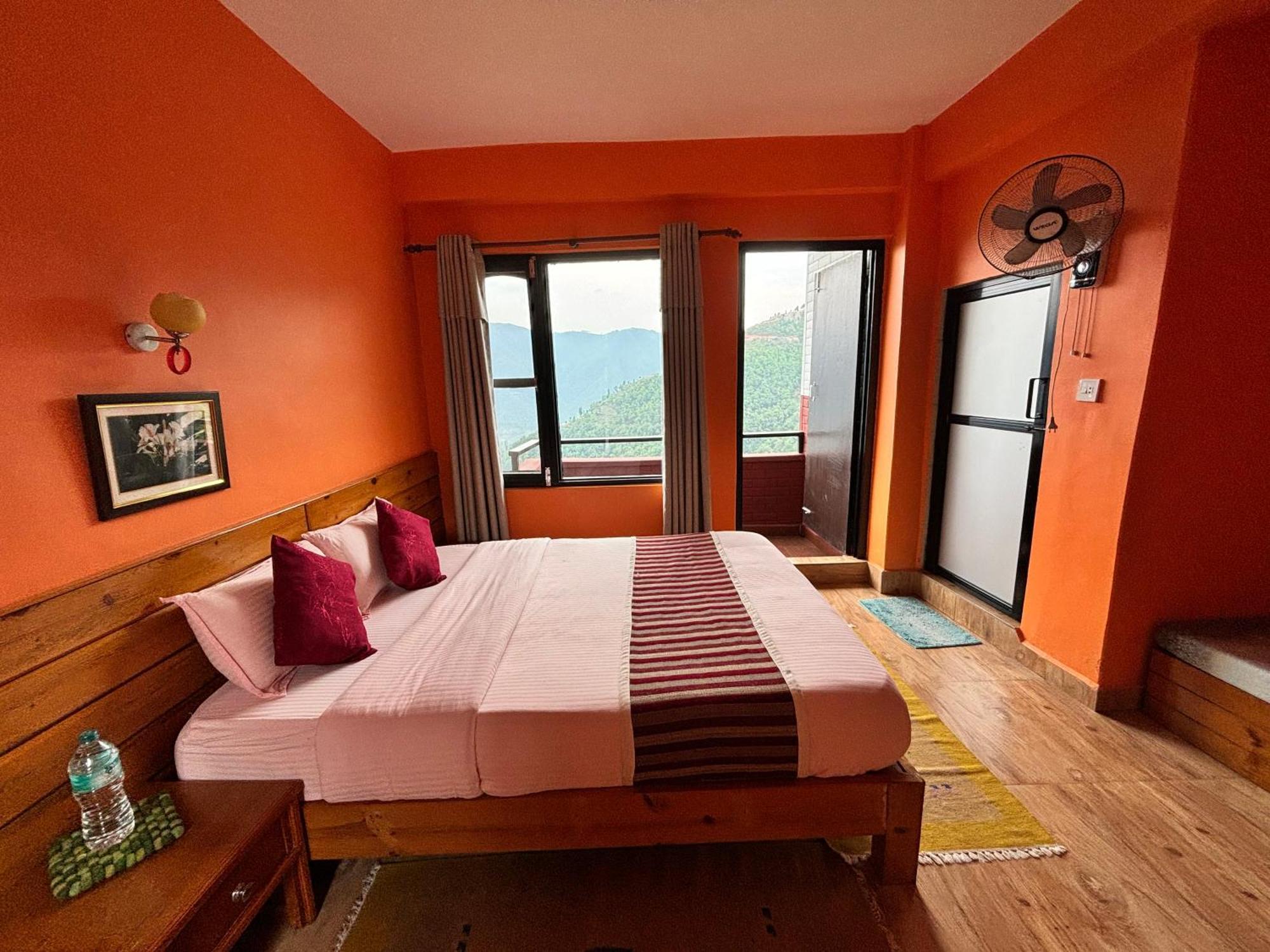 Hotel Siddhartha Garden Ayurveda à Pokhara Extérieur photo